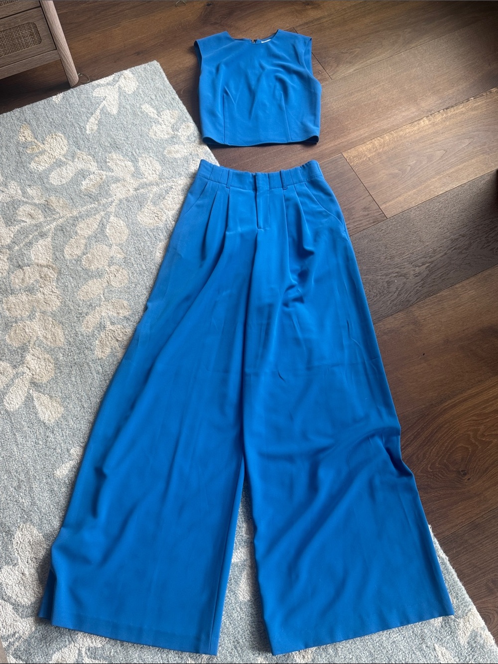 Alice + Olivia Blaire Pleated Pant and Top in Carolina Blue